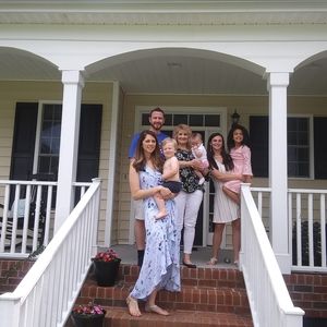 Meet your Posher, Sara